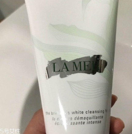 lamer海藍(lán)之謎和阿瑪尼哪個好？