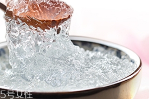 雪燕可以用熱水泡發(fā)嗎？熱水vs冷水