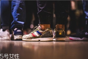 運(yùn)動(dòng)鞋230是多少碼？運(yùn)動(dòng)鞋選對(duì)尺碼很重要