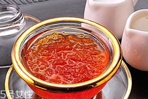 血燕窩和白燕窩區(qū)別 是高價(jià)值還是商家噱頭？