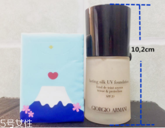 阿瑪尼粉底液脫妝嗎？4小時(shí)后要補(bǔ)妝