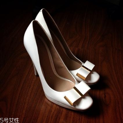 stella luna鞋碼偏大嗎？精湛工藝讓你秒入坑
