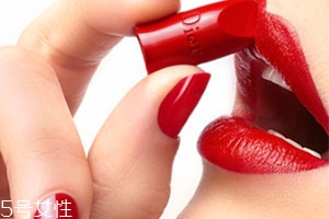 迪奧和圣羅蘭口紅哪個(gè)好？dior和ysl口紅對(duì)比