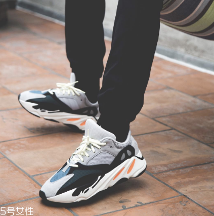 yeezy 500 2018新款配色發(fā)售時間_有哪幾款？