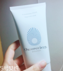 omorovicza薄荷潔面膏適合什么膚質(zhì)？干皮最適合