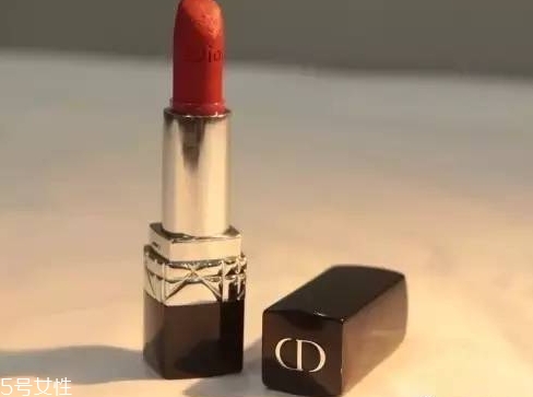 dior迪奧和蘭蔻口紅哪個(gè)好？