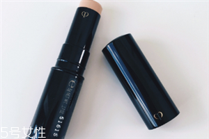 ipsa和cpb遮瑕膏哪個(gè)好 遮瑕膏使用不當(dāng)會堵塞毛孔
