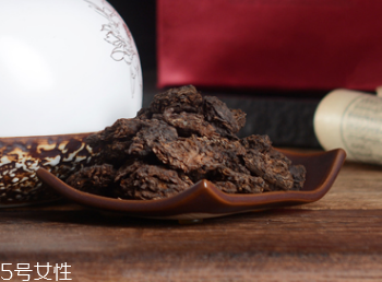 老茶頭減肥嗎？普洱茶能刮油