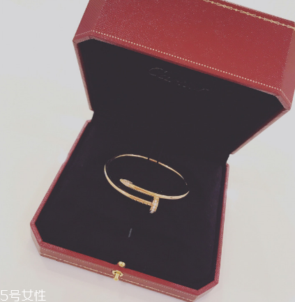 卡地亞手鐲會掉鉆嗎？忠貞愛情的特別見證