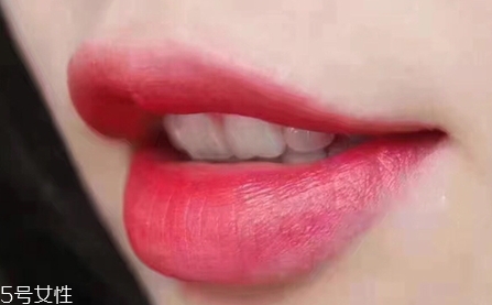 dior迪奧520和迪奧080哪個(gè)好看？
