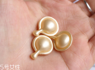 悅木之源和伊麗莎白雅頓哪個好？兩款精華大比拼