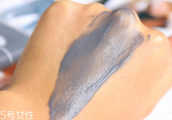 悅木之源和朵梵哪個(gè)好？同屬雅詩蘭黛集團(tuán)不分伯仲