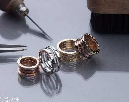 寶格麗戒指是什么材質(zhì)？愛的專屬定制