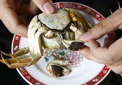 陽澄湖大閘蟹怎么吃？食陽澄湖大閘蟹注意事項