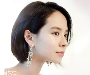霧面妝和水光妝哪個好？水光妝更顯年輕