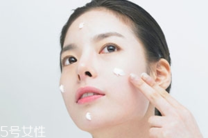 面霜可以晚上用嗎？面霜也分早晚霜