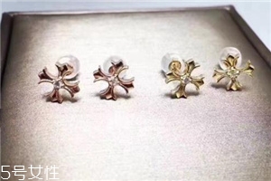 克羅心耳釘多少錢？專屬于你的個(gè)性定制