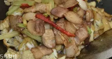 花椰菜炒肉怎么做好吃？這么做簡(jiǎn)單又美味