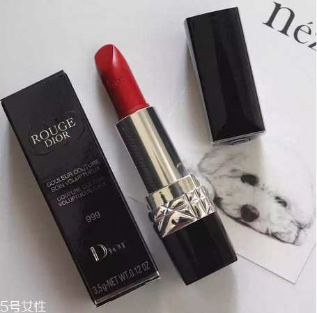 迪奧888口紅專柜價(jià)格多少錢(qián) 超級(jí)美的紅偏橘顏色