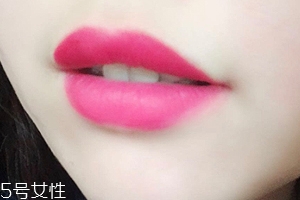 魅可珊瑚色口紅是幾號？relentlessly red桃花粉