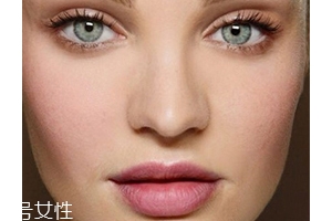 希思黎腮紅筆怎么用？這么做打造修長(zhǎng)小臉