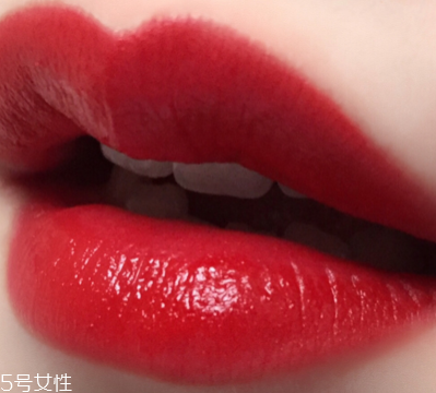 阿瑪尼401和402哪個(gè)好看？401黃皮摯愛