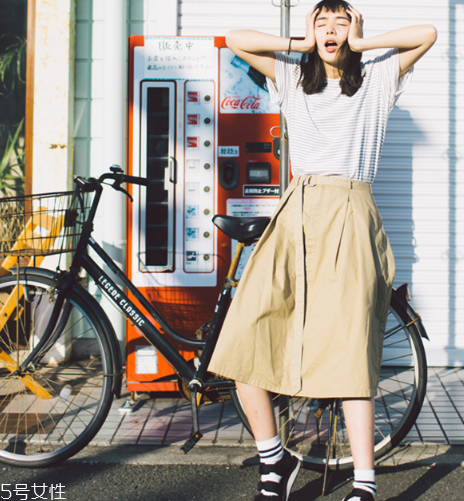 鹽系女生怎樣穿搭？清新無公害的鄰家女孩