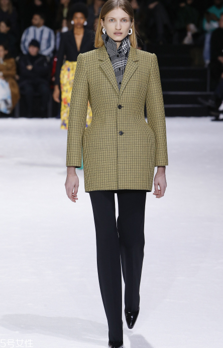 balenciaga巴黎世家2018秋冬系列好看嗎_有哪些款式？
