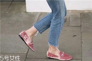 春天穿什么款式平底鞋好看？街拍達(dá)人都在穿這三雙
