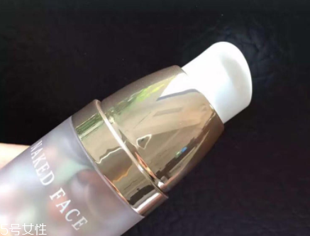 holika隔離霜好用嗎？性價(jià)比極高的干皮隔離霜
