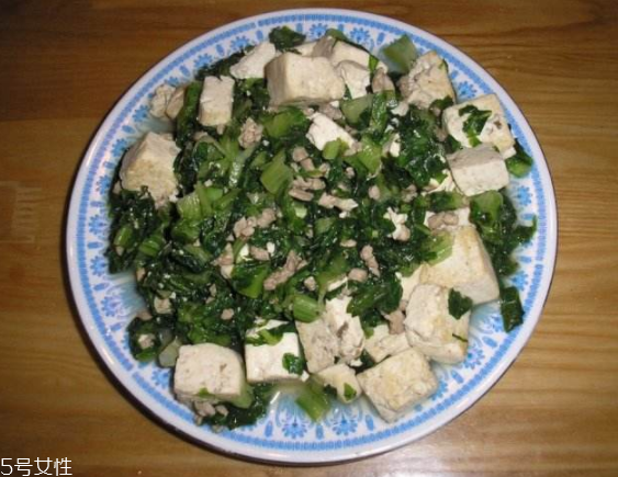 萵筍葉能蒸包子吃嗎？沒焯水會(huì)發(fā)苦