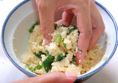 怎么用黃豆做豆?jié){、豆腐、豆腐腦