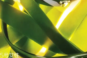 曲酸可以白天用嗎？曲酸可以和vc一起用嗎