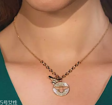 施華洛世奇小蜜蜂項鏈多少錢？