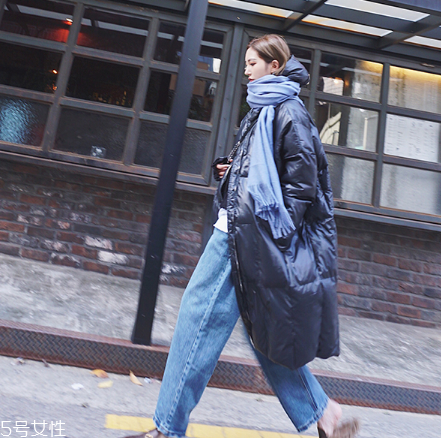 牛仔褲穿著掉色怎么辦？輕度掉色是正常的