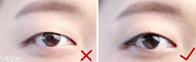 眼線眼尾怎么畫好看？用透明膠畫出優(yōu)美弧度