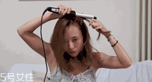 復(fù)古卷發(fā)什么顏色好看？小卷發(fā)黑色顯老