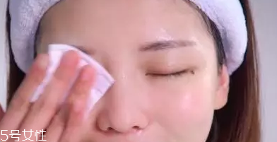 草莓鼻用什么產(chǎn)品最有效？4款產(chǎn)品讓鼻頭亮麗潔凈