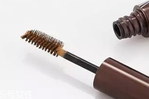 染眉膏顏色怎么選？跟發(fā)色一致