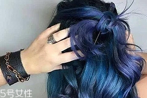 自己染發(fā)怎么染均勻？4個步驟讓你秒懂染發(fā)DIY