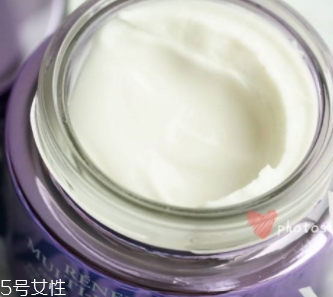 蘭蔻塑顏雪花霜怎么樣？肌膚白皙的秘密武器