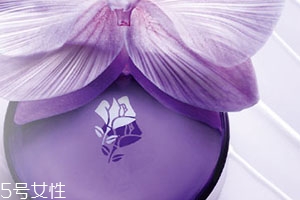 蘭蔻塑顏雪花霜怎么用？按照官方提拉手法效果最好