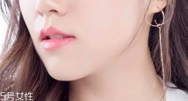 黃皮素顏怎么選口紅？這4種色號(hào)不化妝也女神