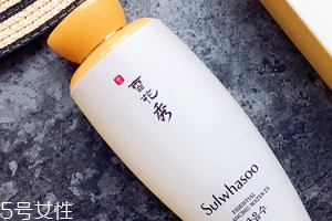 雪花秀平衡水和潤顏水哪個(gè)好？潤顏水是鎮(zhèn)店之寶