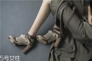 高跟鞋鞋頭蹭了怎么辦？三招修補(bǔ)破損鞋頭