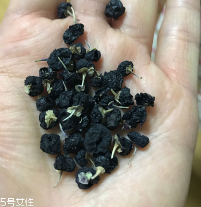 黑枸杞青少年能吃嗎？可以適量喝