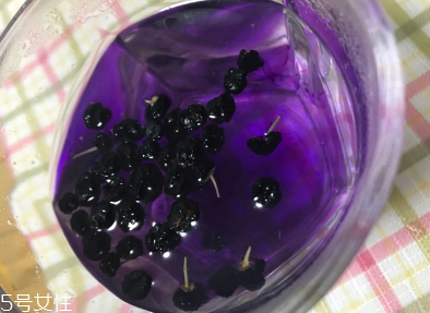 黑枸杞青少年能吃嗎？可以適量喝