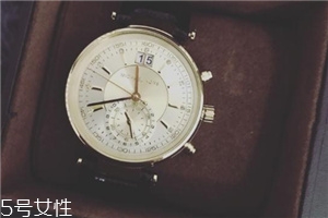 michael kors手表怎么調(diào)時(shí)間？mk手表這樣用