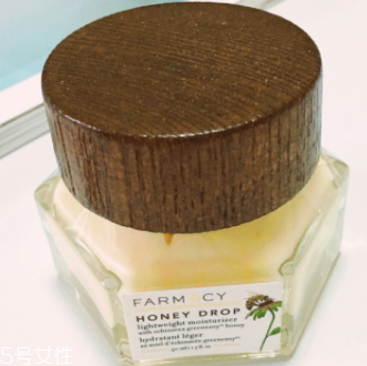 面霜和乳液都要用嗎？油皮可以只用一種