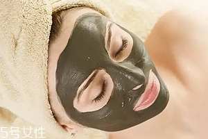 粘土面膜有幾種？高嶺土是最常見的清潔面膜成分